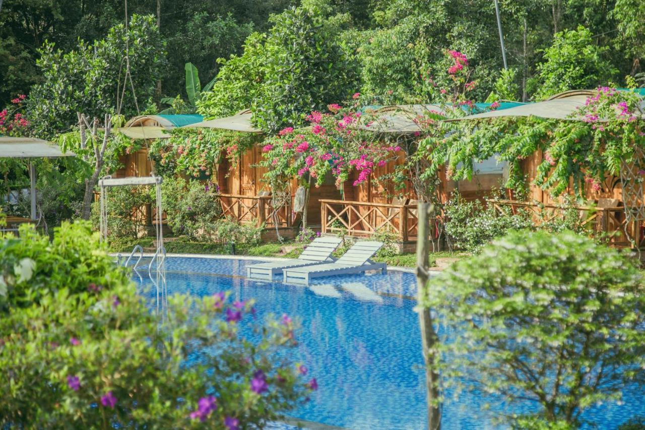 Phu Quoc Valley Sen Bungalow Habitación foto